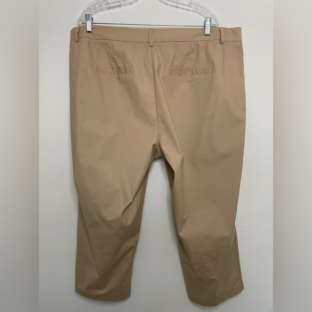 Jessica London NWOT Women's Khaki Chinos Capris Tan Plus Size 18W - Picture 2 of 11
